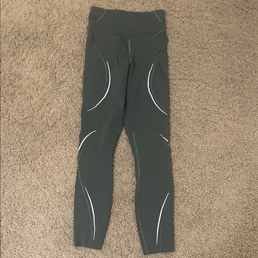 Lululemon Athletica Black Leggings with White Detail